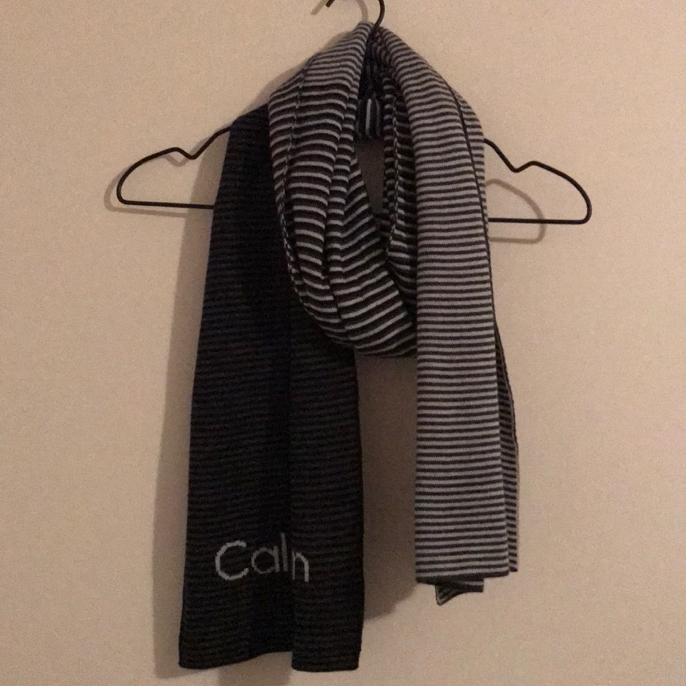 Striped scarf